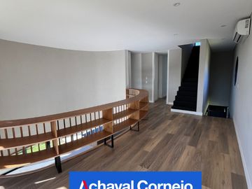 Casa super moderna y de diseño en venta en el Barrio Castaños.