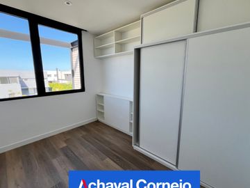 Casa super moderna y de diseño en venta en el Barrio Castaños.