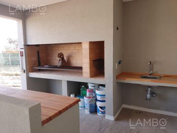 Venta Casa Escobar San Sebastian