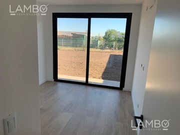 Venta Casa Escobar San Sebastian