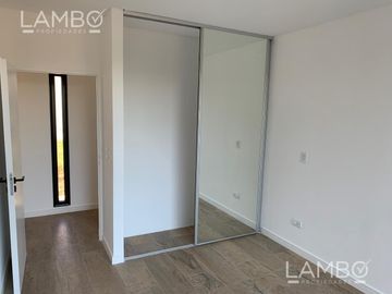 Venta Casa Escobar San Sebastian