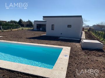 Venta Casa Escobar San Sebastian