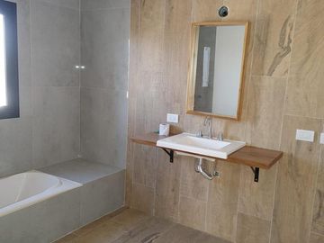 Venta Casa Escobar San Sebastian