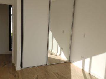 Venta Casa Escobar San Sebastian
