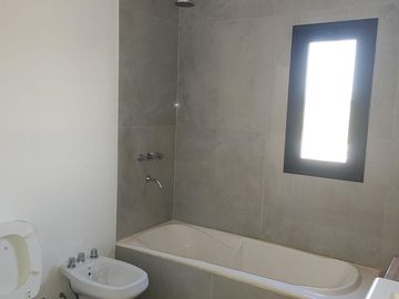 Venta Casa Escobar San Sebastian
