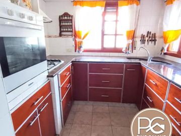 HERMOSA CASA