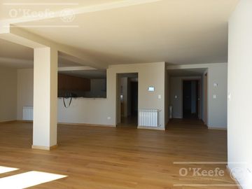 Departamento en venta de 5 ambientes en Bariloche, costa de lago