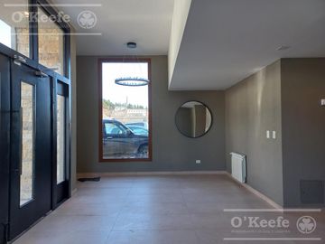 Departamento en venta de 5 ambientes en Bariloche, costa de lago