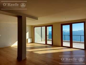 Departamento en venta de 5 ambientes en Bariloche, costa de lago