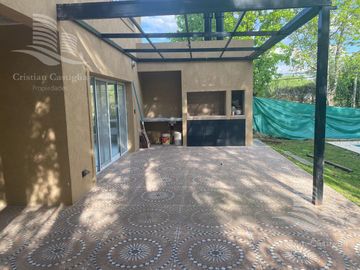 Venta - Casa 4 Ambientes, Balcón, Jardín, Pileta - Boat Center, Tigre