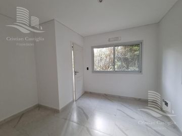 Venta - Casa 4 Ambientes, Balcón, Jardín, Pileta - Boat Center, Tigre