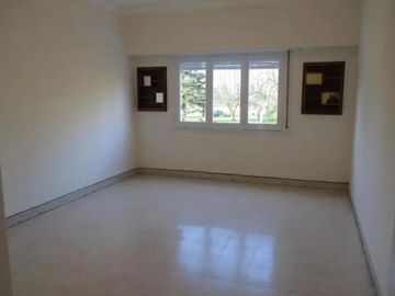 Departamento en venta - 3 Dormitorios 2 Baños - 224Mts2 - Balcarce