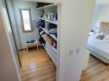 SAN SEBASTIAN - VENTA DE CASA DE 3 DORMITORIOS EN BARRIO CERRADO