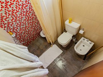 SAN SEBASTIAN - VENTA DE CASA DE 3 DORMITORIOS EN BARRIO CERRADO