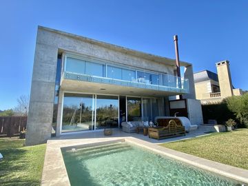 Casa en El Yacht