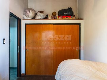 Casa tipo PH 3 ambientes en Lanús Oeste