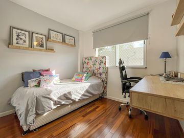 Casa de 4 dormitorios con pileta en San Marino, Funes Hills