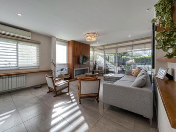 Casa de 4 dormitorios con pileta en San Marino, Funes Hills