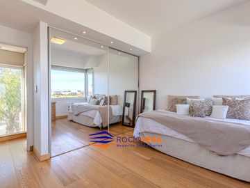 Venta de casa en el Barrio El Canton Norte a laguna
