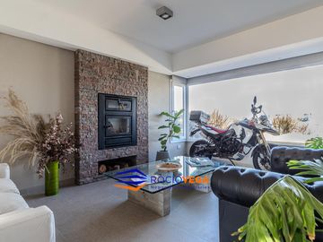 Venta de casa en el Barrio El Canton Norte a laguna