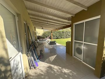 Casa en el barrio Jardines de Escobar
