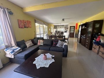 Casa en el barrio Jardines de Escobar
