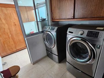 Casa en venta inmejorable ubicación en Corregidora