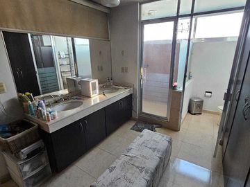 Casa en venta inmejorable ubicación en Corregidora