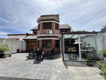 Chalet en Venta en Quilmes Oeste