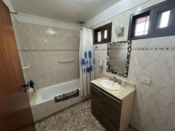 Chalet en Venta en Quilmes Oeste