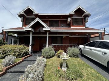 Chalet en Venta en Quilmes Oeste