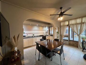 Martin Fierro 1180, Wilde ¡Excelente Casa de cuatro ambientes con piscina en Venta!