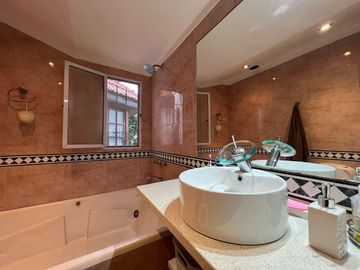 Martin Fierro 1180, Wilde ¡Excelente Casa de cuatro ambientes con piscina en Venta!
