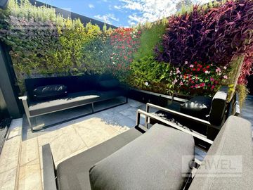 2 AMBIENTES MUY ESPACIOSO Y LUMINOSO CON PATIO. PALERMO H. AMENITIES. SEG. 24 HS.