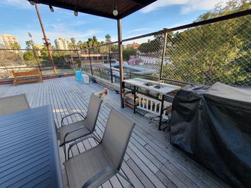 oficina con gran terraza propia en complejo con pileta Vicente Lopez calle Cortada, vias a Maipu