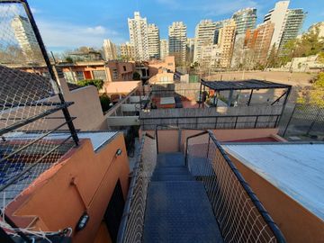oficina con gran terraza propia en complejo con pileta Vicente Lopez calle Cortada, vias a Maipu