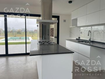 VENTA  - Casa en San felipe
