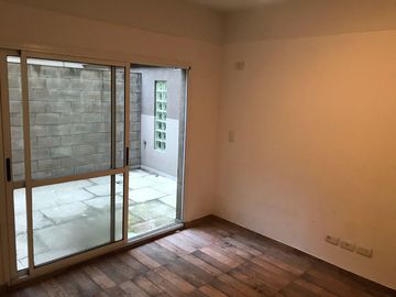 Venta, Departamento,  2 ambientes, Jardín, Patio, Boedo