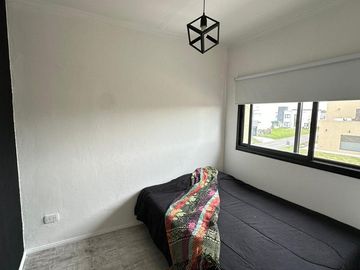 CASA EN VENTA, BARRIO VICENTE FEDERICO I