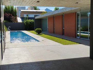 Casa en Jardines del Rey