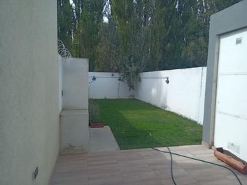 Venta  Duplex Alta calidad 2 dorm Barrio Perticone , Centenario, Neuquen