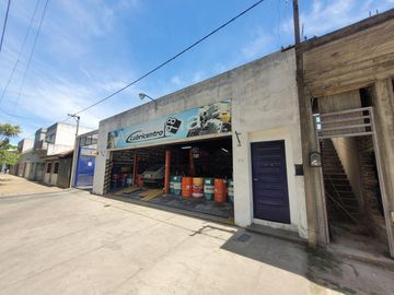 Local - La Plata