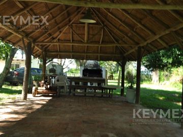 Venta Casa Quinta de 11.000 m2 en Maschwitz