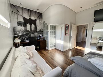 Espectacular Casa a la Laguna - Barrio Privado Castores 1