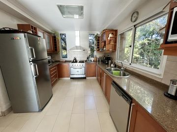 Espectacular Casa a la Laguna - Barrio Privado Castores 1