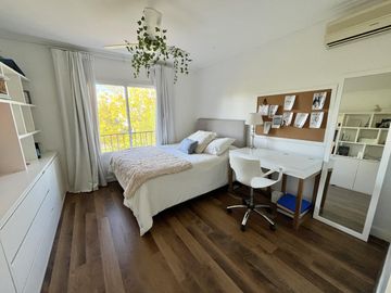 Espectacular Casa a la Laguna - Barrio Privado Castores 1