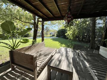Espectacular Casa a la Laguna - Barrio Privado Castores 1