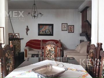 VENTA OPORTUNIDAD CASA ¡¡¡ PROVINCIA SALTA -SALTA , ZONA CENTRO, 6 CUADRAS DE LA CATEDRAL
