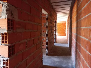 Casa en  Venta 2 dormitorios 2 baños a terminar en el barrio el Molino Roldan
