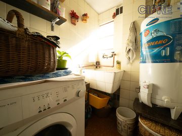 PH en Villa Devoto de 4 ambientes con gran patio y quincho equipado, 2 baños
